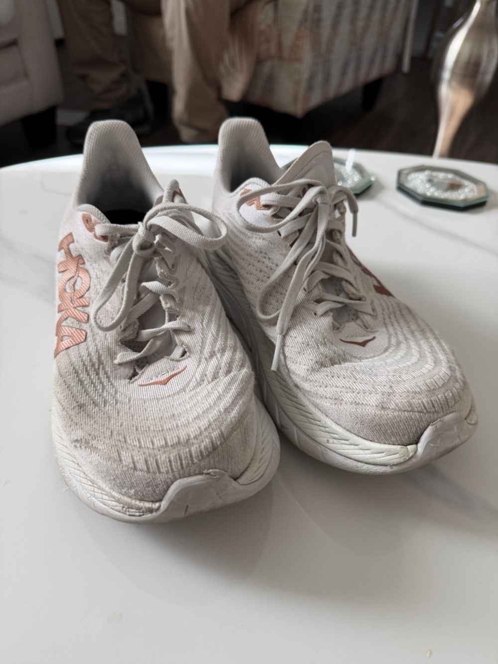 Hoka Neutral Running Sneakers in Light Beige with Rose Gold Logos size 8 - Picture 11 of 11